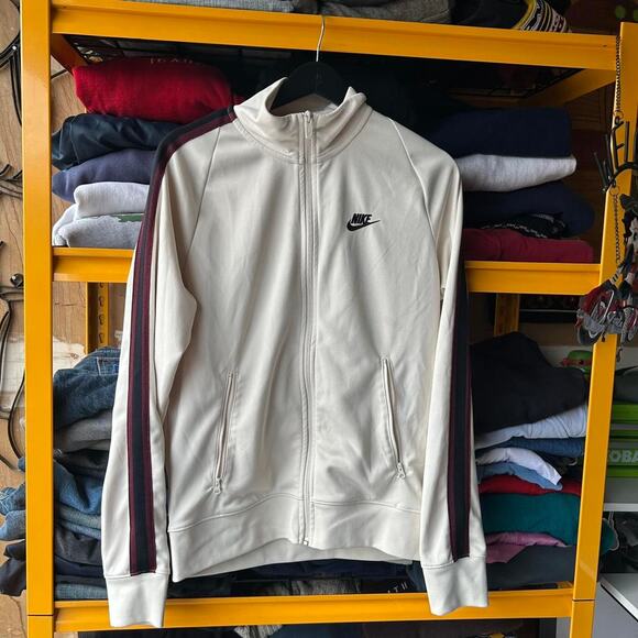 Cream nike zip up jacket - Picture 2 of 5